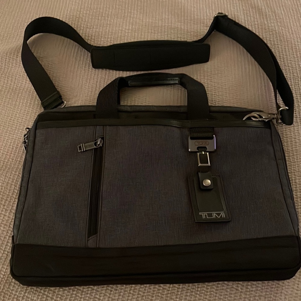 Tumi laptop briefcase bag gray and black